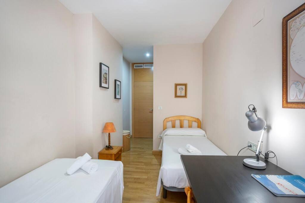 Marieta Apartment By The Castle With Ac Alicante Kültér fotó