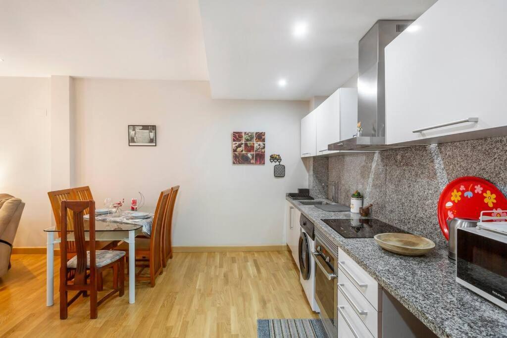 Marieta Apartment By The Castle With Ac Alicante Kültér fotó